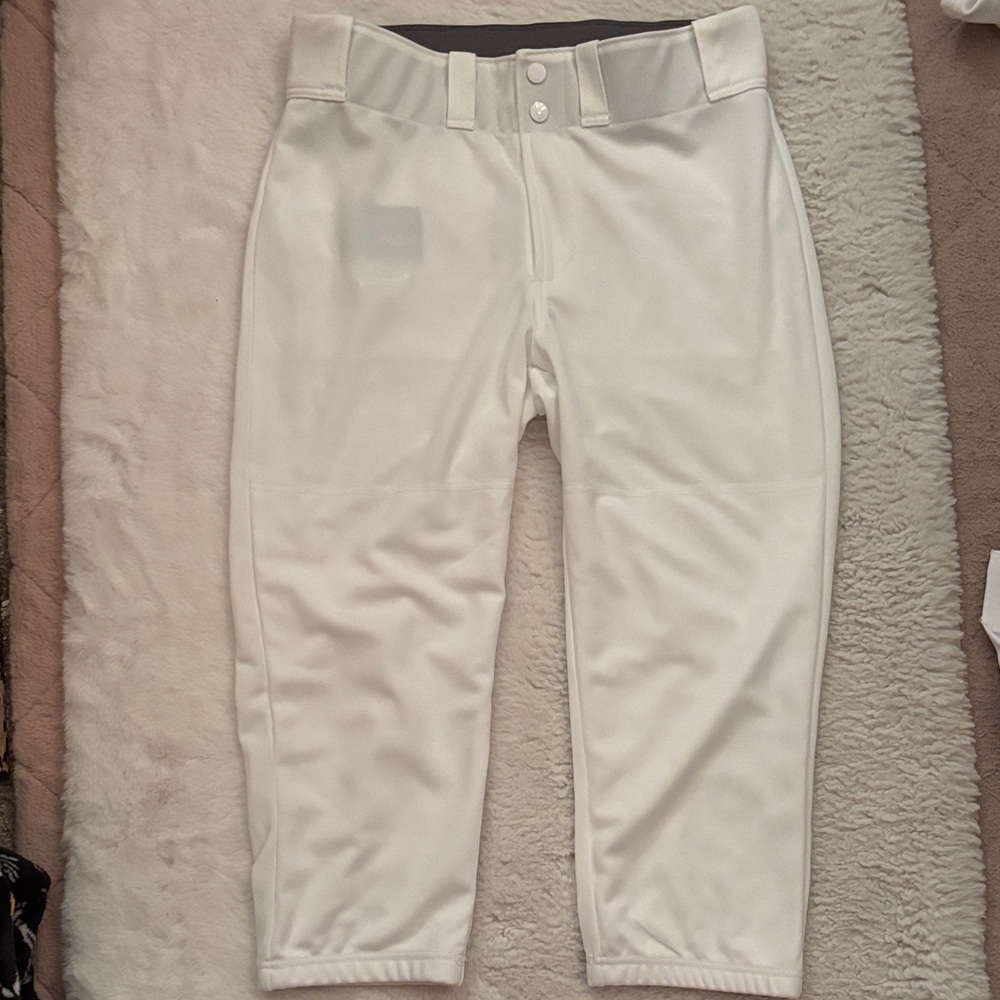 Mizuno Women’s White Softball Pants